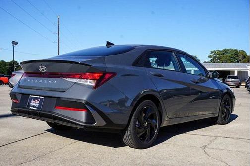 2026 Hyundai ELANTRA Sport