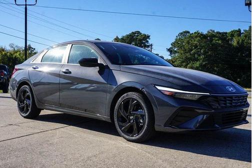 2026 Hyundai ELANTRA Sport