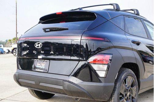 Abyss Black Pearl 2026 Hyundai KONA SEL Sport