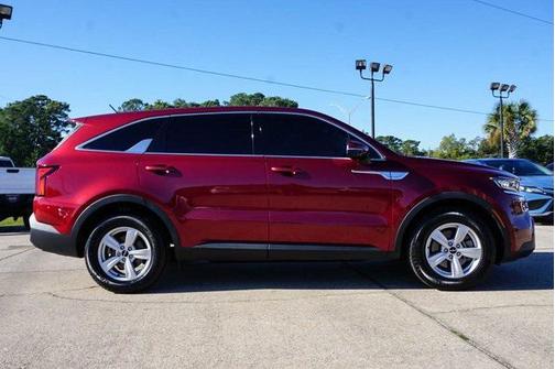 2023 Kia Sorento LX