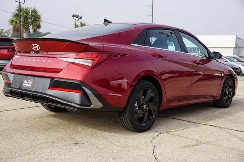 2026 Hyundai ELANTRA Sport