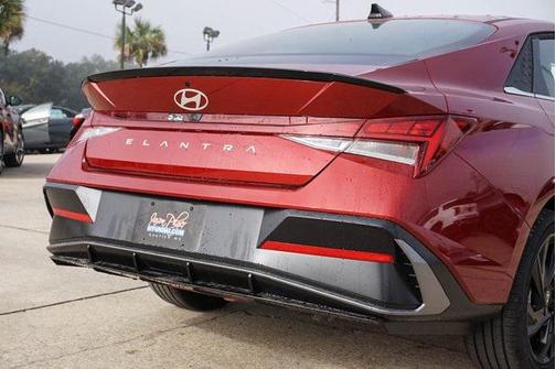 2026 Hyundai ELANTRA Sport