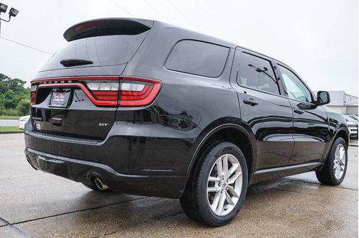 DB Black Crystal Clearcoat 2023 Dodge Durango GT