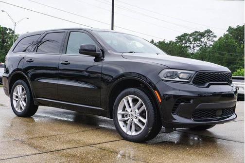 DB Black Crystal Clearcoat 2023 Dodge Durango GT
