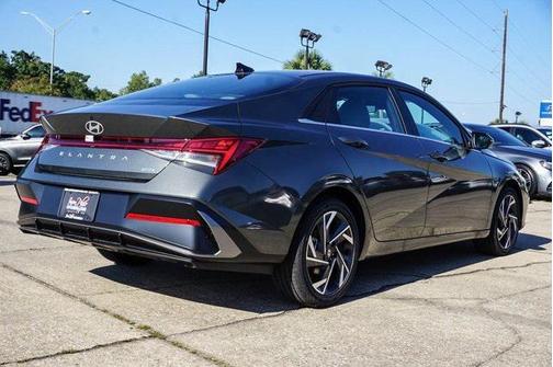 2025 Hyundai ELANTRA HEV Limited