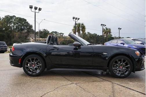 2018 FIAT 124 Spider Base