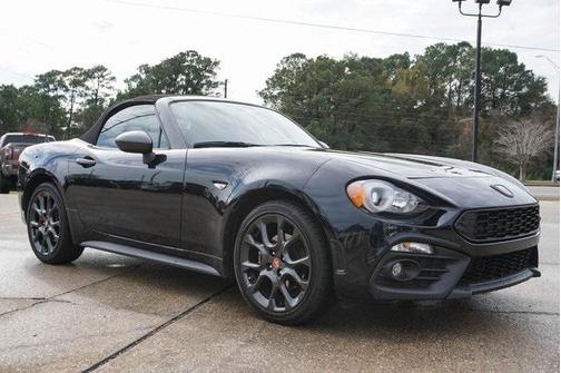 2018 FIAT 124 Spider Base