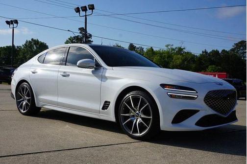 2022 Genesis G70 2.0T