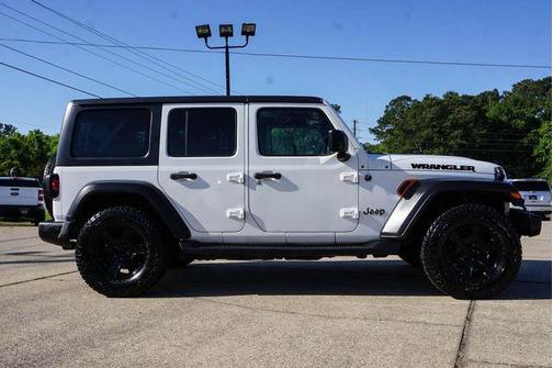 Bright White Clearcoat 2020 Jeep Wrangler Unlimited Sport