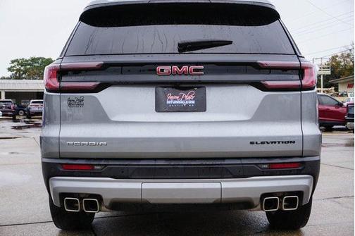 2024 GMC Acadia Elevation