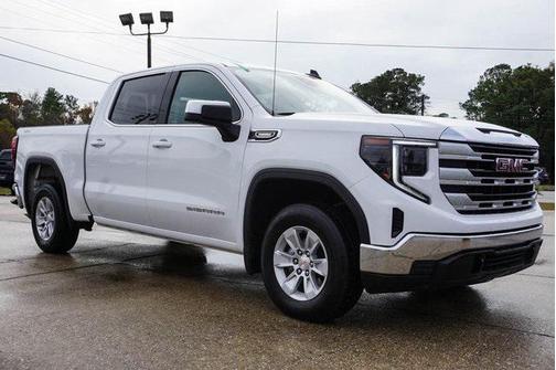 2024 GMC Sierra 1500 SLE