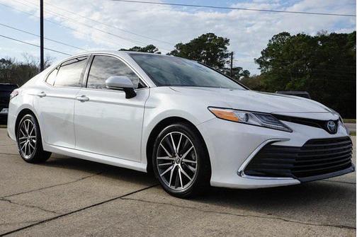 2023 Toyota Camry XLE