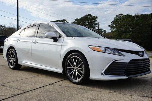 2023 Toyota Camry XLE