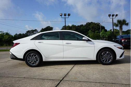 2025 Hyundai ELANTRA HEV Blue