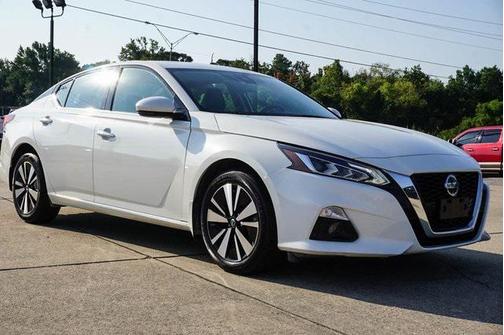 2022 Nissan Altima 2.5 SL
