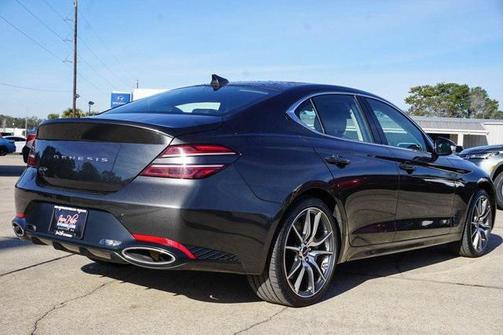 2025 Genesis G70 2.5T