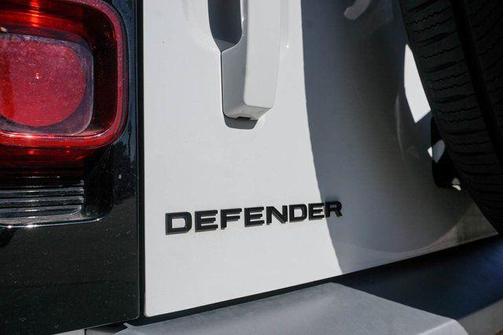 2025 Land Rover Defender S