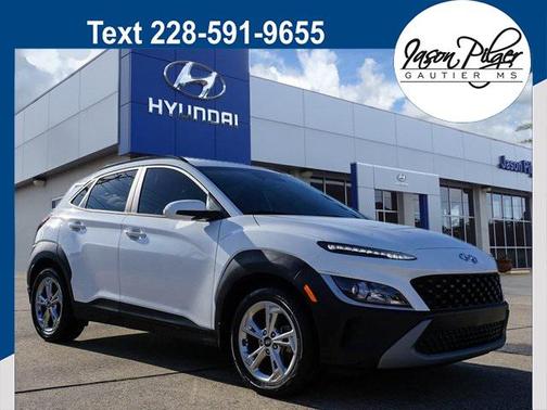 2022 Hyundai KONA SEL
