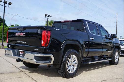 Onyx Black 2019 GMC Sierra 1500 SLT