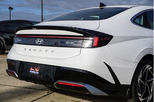 2026 Hyundai SONATA SEL