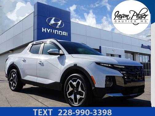 Ice White 2022 Hyundai SANTA CRUZ Limited