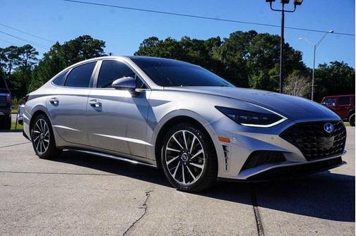 2021 Hyundai SONATA Limited