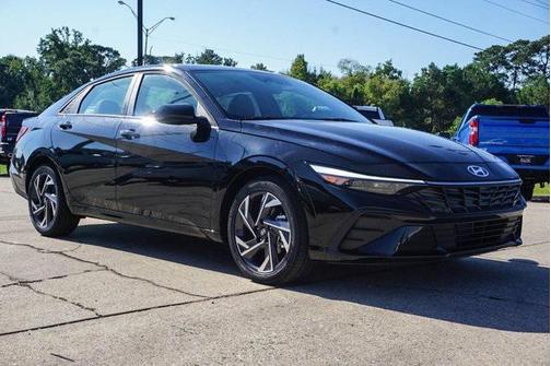 2025 Hyundai ELANTRA Sport