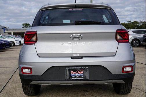 Shimmering Silver 2026 Hyundai VENUE SEL