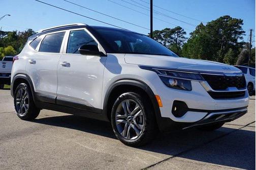 2023 Kia Seltos S