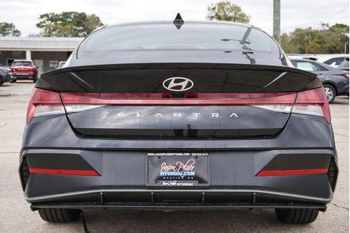 Abyss Black 2026 Hyundai ELANTRA Sport