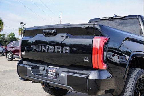 2022 Toyota Tundra Platinum