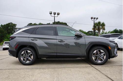 Hampton Gray 2026 Hyundai TUCSON SEL Premium