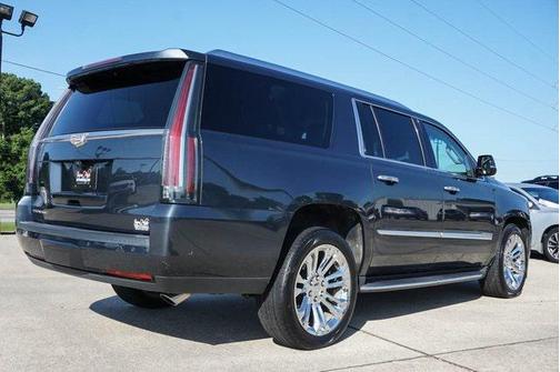 2019 Cadillac Escalade ESV Premium Luxury