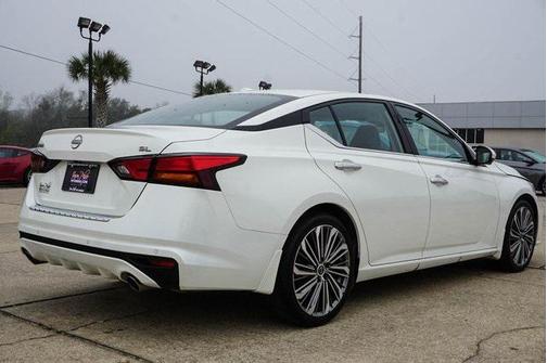 2023 Nissan Altima 2.5 SL