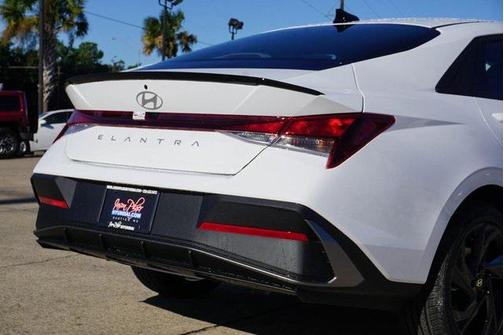 2026 Hyundai ELANTRA Sport