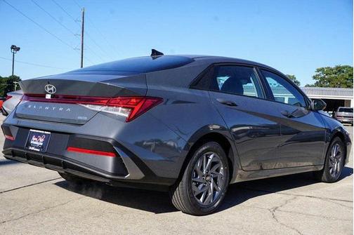 2026 Hyundai ELANTRA HEV Blue