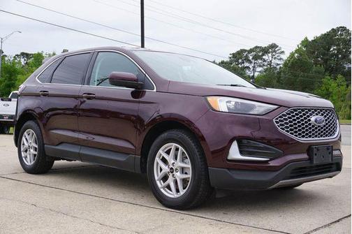 Burgundy 2024 Ford Edge SEL