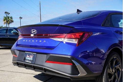 2026 Hyundai ELANTRA Sport