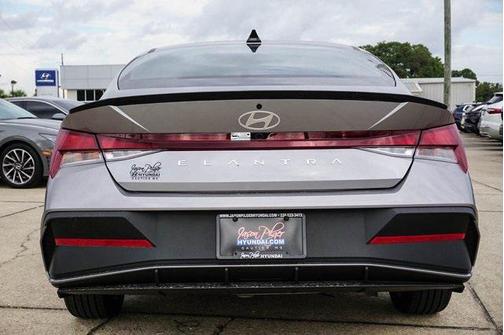 2025 Hyundai ELANTRA Sport