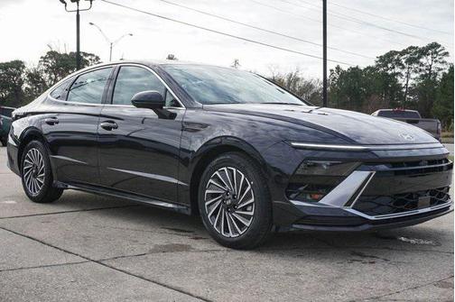 2026 Hyundai SONATA Hybrid Limited
