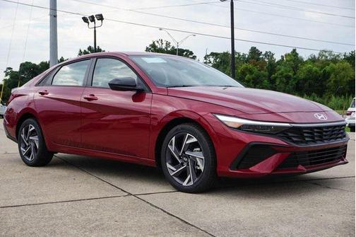2025 Hyundai ELANTRA Sport