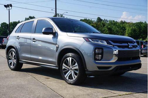 White 2024 Mitsubishi Outlander Sport SE