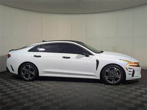 2023 Kia K5 EX