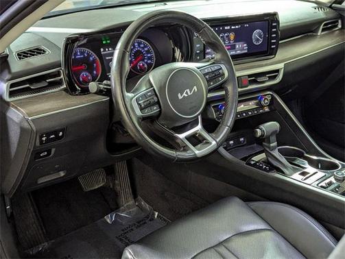 2022 Kia K5 EX