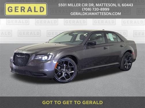 2020 Chrysler 300 Touring