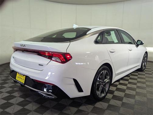 2022 Kia K5 LXS
