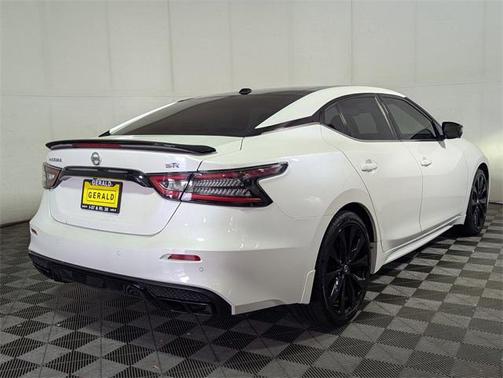 2022 Nissan Maxima SR Xtronic CVT