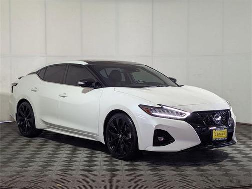 2022 Nissan Maxima SR Xtronic CVT