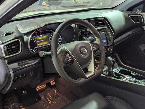 2022 Nissan Maxima SR Xtronic CVT