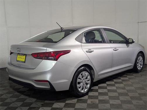 2020 Hyundai Accent SE